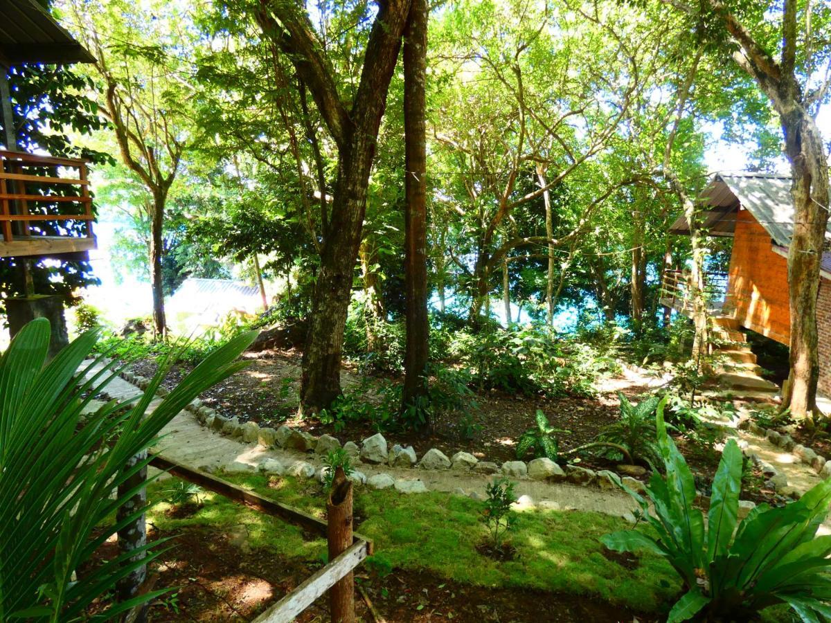 Santi Garden Bungalows Iboih Bagian luar foto