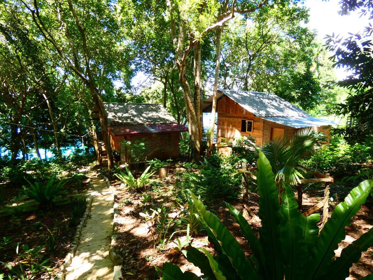 Santi Garden Bungalows Iboih Bagian luar foto