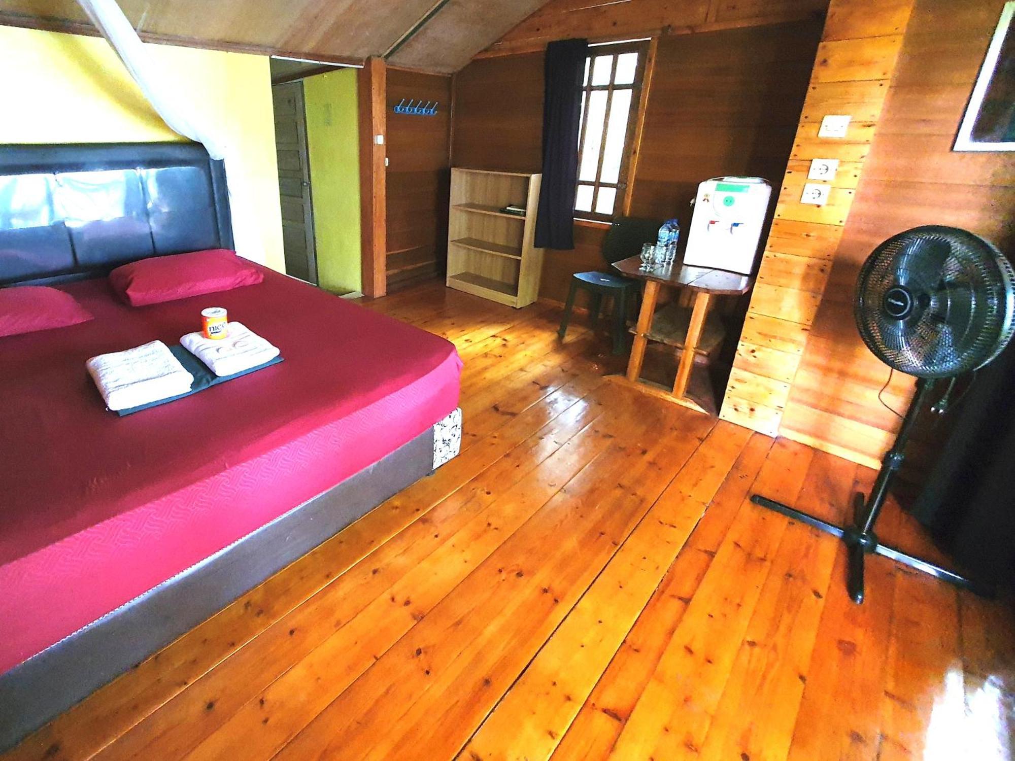 Santi Garden Bungalows Iboih Bagian luar foto