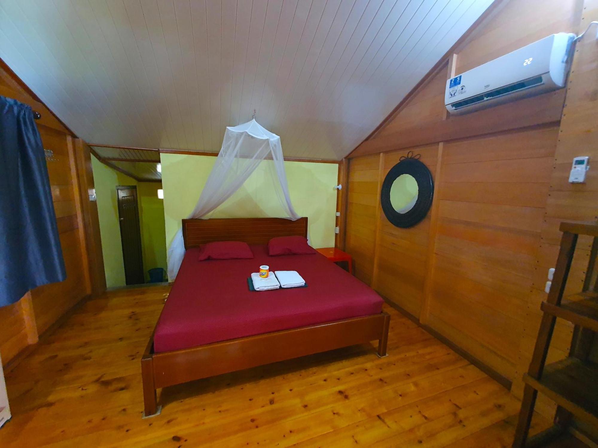 Santi Garden Bungalows Iboih Bagian luar foto