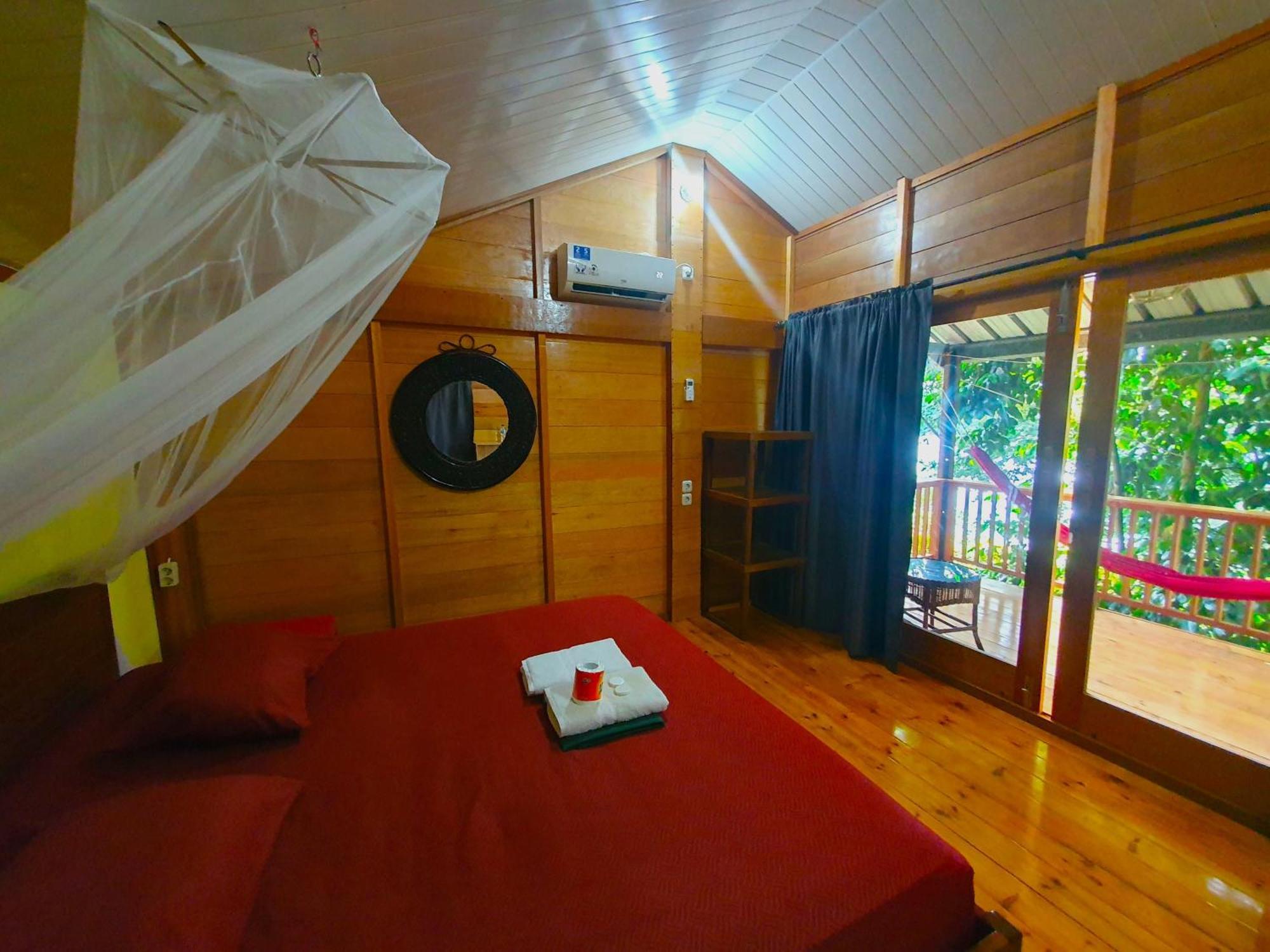 Santi Garden Bungalows Iboih Bagian luar foto